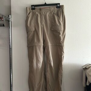 L.L. Bean zip off pants shorts size 10